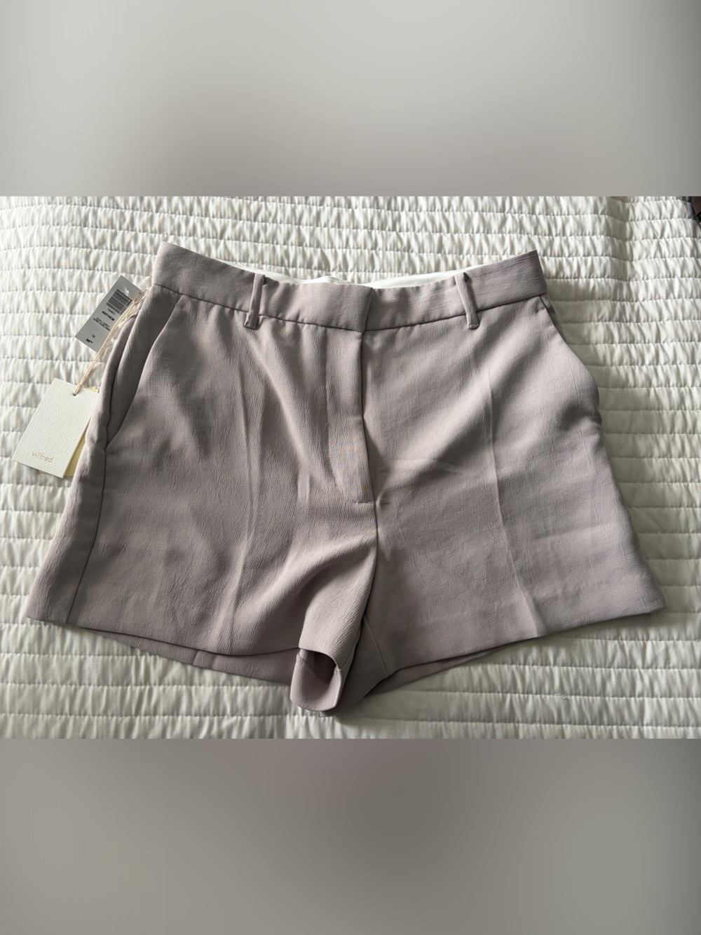 Wilfred High-Waist Tailored Shorts in Gull Grey Gris Goeland